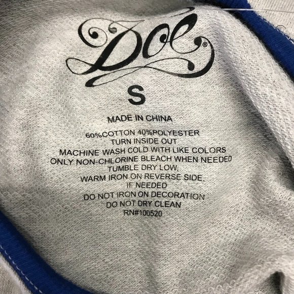 NWT Doe Womens Gray Fleek Navidad Penguin Christmas Long Sleeve Sweatshirt S - Picture 4 of 5